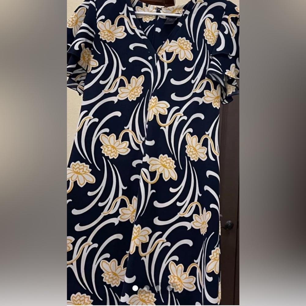 Ann Taylor Factory: lightweight dress